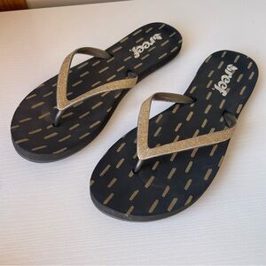 Reef Womens Gold Sparkly Flip Flops Size 7